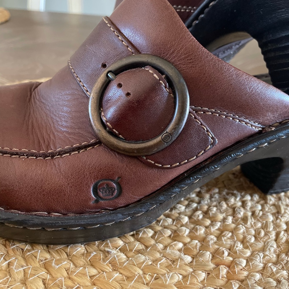 Womens Born Brown Leather Clog Mules Gem